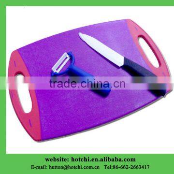 board for kitchen with 4-inch ceramic knife and peeler set