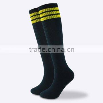 Customized Men's Sports Cotton Socks Fashion Soccer Socks photo-4