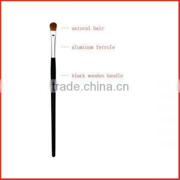 Goat hair wood concealer brush with black handle