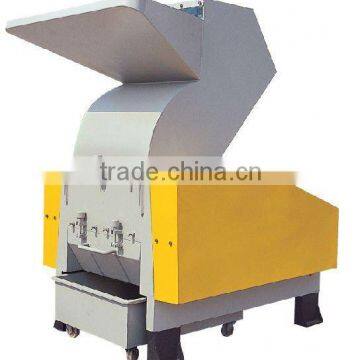PET bottle crusher machine