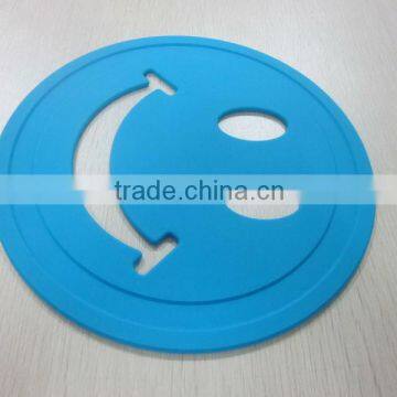 Smile face shaped silicone cup mats