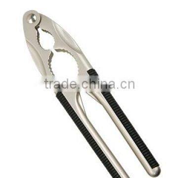 good quality zinc alloy nut cracker manufacture