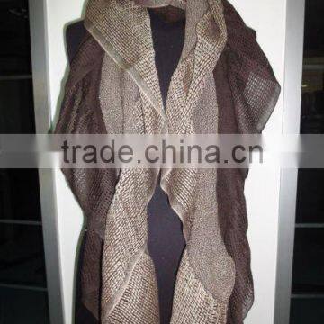 WOOL RUFFLE WOVEN SCARF