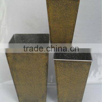 Metal Planter set of 3 Pcs