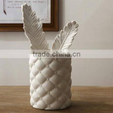 white ceramic pen holder for decoration