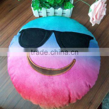 2016 New Style Hot Selling Iridescence Emoticon Plush Whatsapp Emoji Pillow photo-3