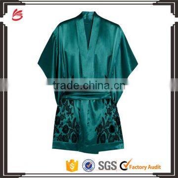 High Quality Fashionable Design Lace-Paneled Silk Robe with Embroidery Pattern for Women