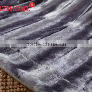 Changshu city classic patterns of stripe Pv plush blankets with wholesale from China directly factory