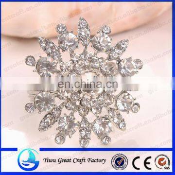 Women's fashion hot selling cheap satellite stone crystal flower brooch wedding bouquet