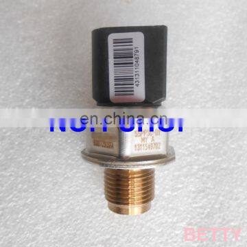 genuine and new Fuel Rail Pressure Sensor Switch Transducer 9307Z528A 55PP30-01