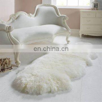 Wholesale different shape sheepskin animal white fur carpet for living room