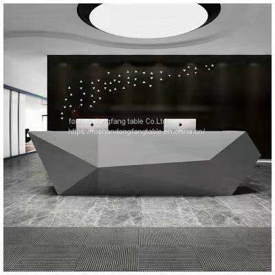 Reception desk