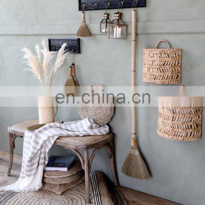 Hot Sale Water Hyacinth and Jute Antique Wicker Wall Hanging Baskets for Plants Accessories Flower Holder Supplier photo-3