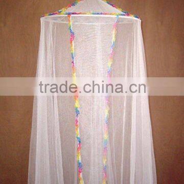 Circular mosquito net with tie-dye lace