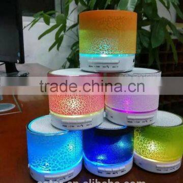 2016 Portable Mini Bluetooth Speaker With Fm Radio/Flash Light photo-4