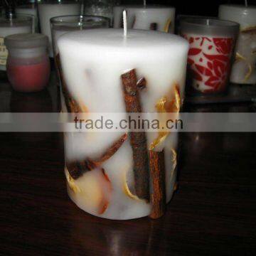 cinnamon candles/candle with cinnamon