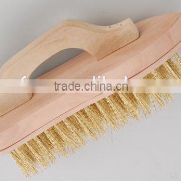 Small block anti-static brush with a hardwood handle