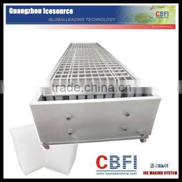 Industrial block ice maker