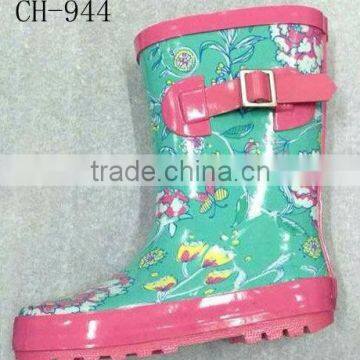 2013 natural rubber wellies