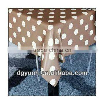 Newest design oblong PEVA embossed plastic table cover with wave edge