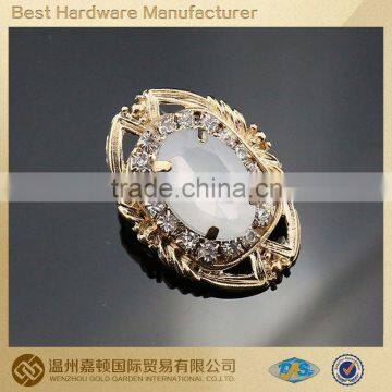 2014 Flower Shape brooch/wedding brooches wholesale/clear diamante brooches for weddings