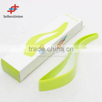 2016 newest design No.1 Yiwu agent commission hot sale Plastic cake server/cake knife/cookie cutter