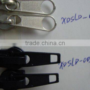 Nylon zipper slider