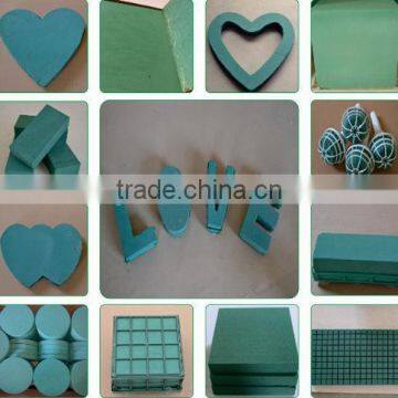 Different Kinds of Green Wet Floral Foam Shapes Wholesale photo-2