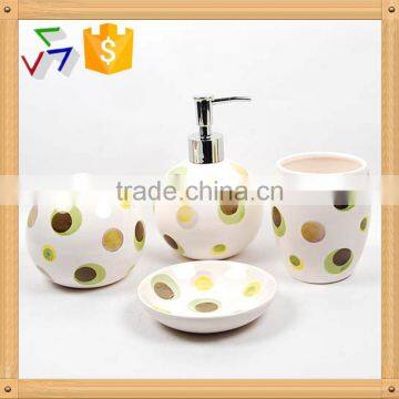 Porcelain Bath Accessories Set photo-2