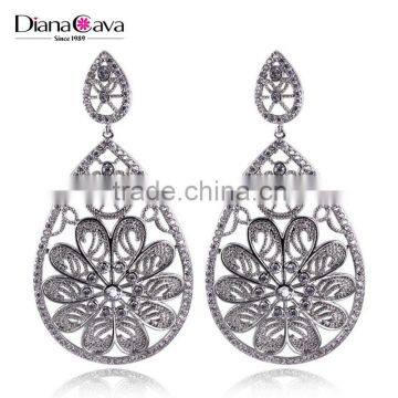 New Fashion for Lady Banquet Statement Design Big Hollow Flower Pattern Drop Earrings