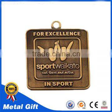 antique design embossed low price sports metal medal 1622