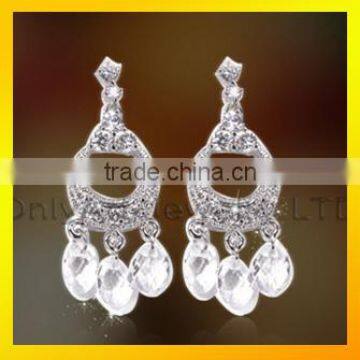 Vogue earring with shiny zircon for women new design jewelry earrings