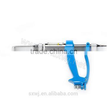 veterinary syringe gun/ 5ml & 10ml continuous syringe feeding