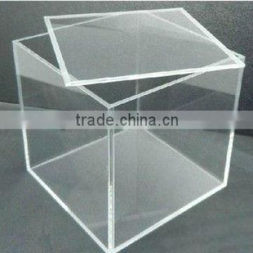 square acrylic box with remove cover