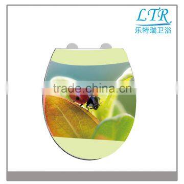 Convenient for Daily Scrubbing Slim Novelty Toilet Seat With Printed Design photo-2