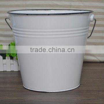 Enamel bucket