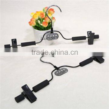 Metall wire pant hanger for trousers display