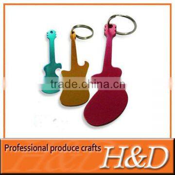 2013 functional Metal guitar keychain bottle opener