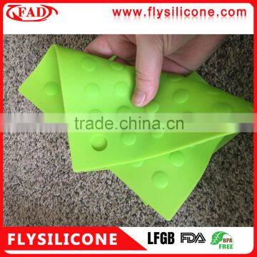 High Quality Kitchen Accessories Flexible Heat Resistant Non-slip Silicone Potholder photo-6