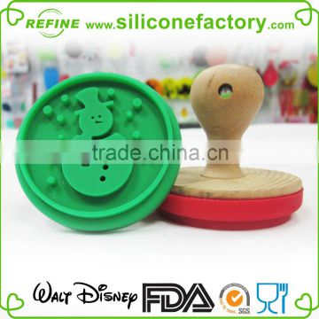 Wholesale high quality Christmas snowman shaped silicone cookie stamp