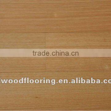 Multi layer engineered flooring White oak wood