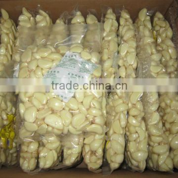 2014 Chinese vacuum packed fresh peeled garlic cloves