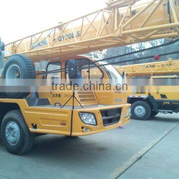 Truck Crane QY20B.5 with new power steering mechanism