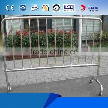 2017 Hot Sale Galvanised Portable Concrete Road Barrier photo-2