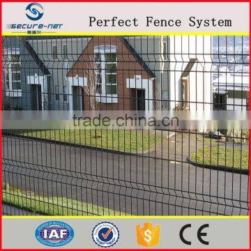 Powder Coated 50*200mm Welded Panel Fence/V Folds Wire Mesh Fence photo-2