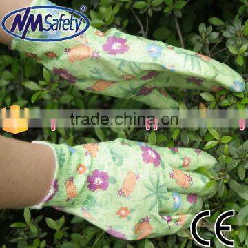 NMSAFETY printed fabric coated nitrile waterproof garden gloves from china