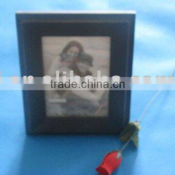 710851 WOODEN PHOTO FRAME