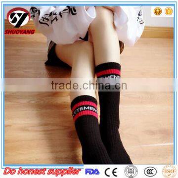 China Socks Factory Top Quality Custom Design Breathable cotton Crew Fashion long Socks