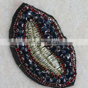 Fancy Style Lip Rhinestone Patch Gold Lurex Applique photo-6