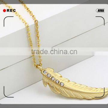 white stone necklace set